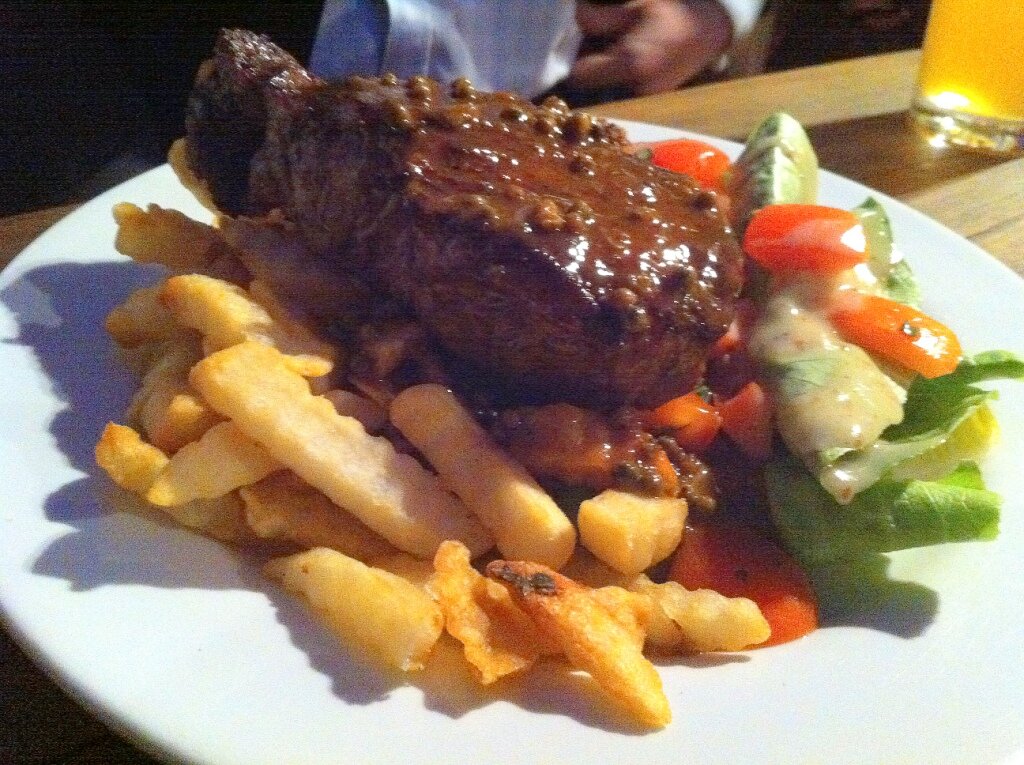 Napier Hotel, 210 Napier St, Fitzroy